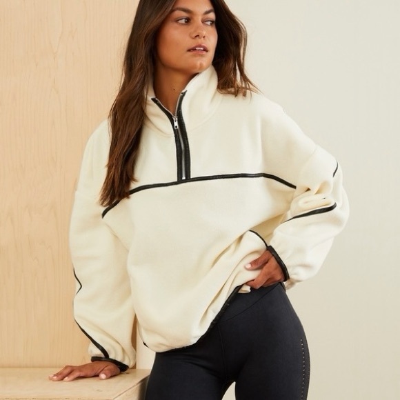 Altar'd State Jackets & Blazers - Altar’d State Brisk Sherpa Pullover Jacket Ivory White Fleece Half Zip Sweater M